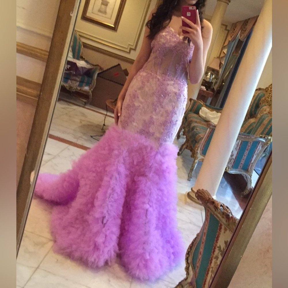Prom dress - Picture 2 of 6